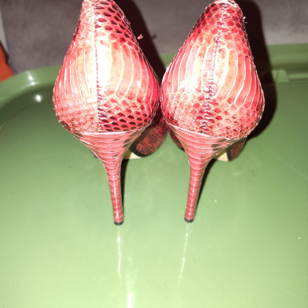 Shoes - Picture 2 of 3